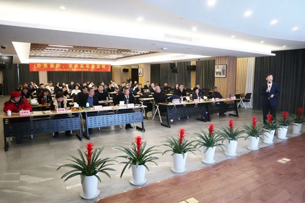 1-220301105H3462 J9集团国际站【中国区】官方网站